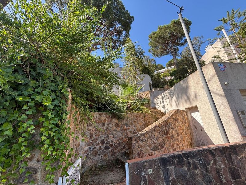 Foto 80e887e3-84cb-4176-90d3-1907954608e5. Maison dans Canyelles Lloret de Mar