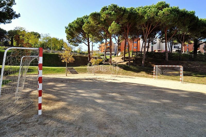 Foto 625d41ca-487b-4770-a742-44de8473b800. Pis amb piscina a Santa Clotilde Lloret de Mar