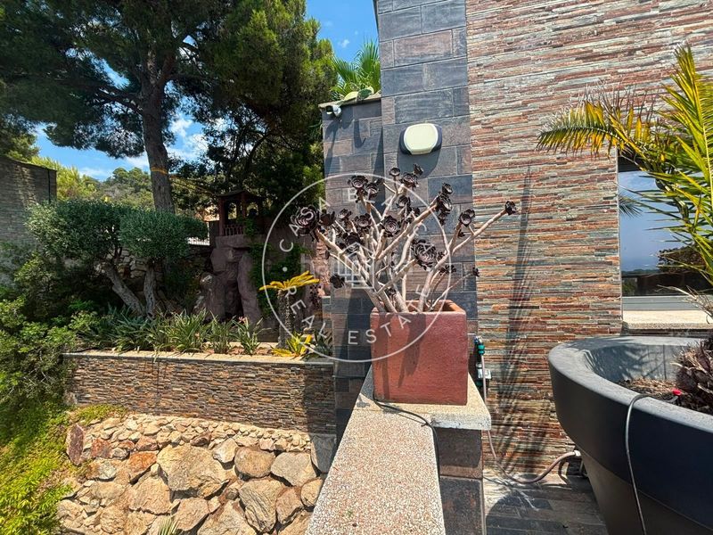 Foto 3e4d9d3e-3e6e-4e45-8f09-5479364b91c8. Casa amb calefacció piscina a Canyelles Lloret de Mar