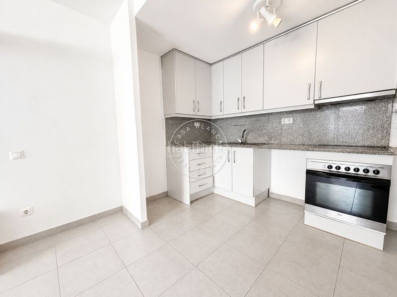 Foto 4fe795ba-ab80-4e62-8ee2-0c7b4e316db2. Apartament a Mont Ferrant-Joan Carles I Blanes
