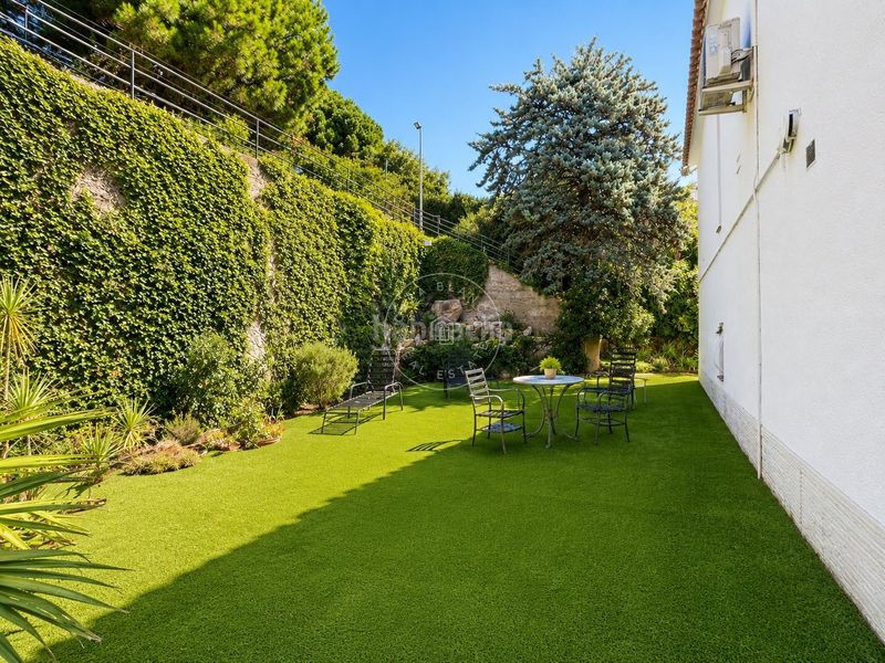 Foto 095c7068-9d76-459f-8a1b-3d0a52bd9ba1. Casa amb calefacció a Roca Grossa Lloret de Mar