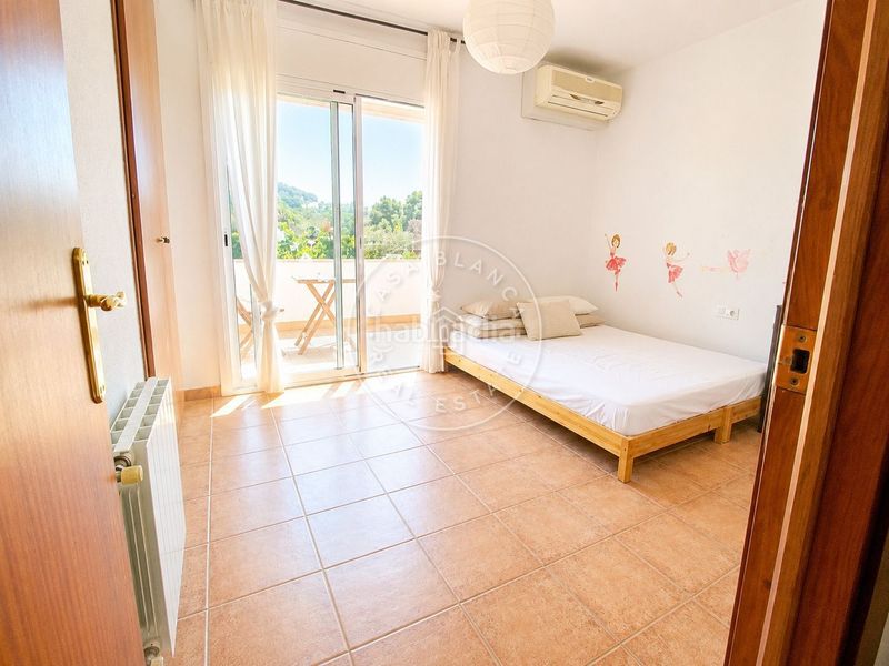 Foto 09b81329-535d-4bd7-ad1c-0b72fd80086e. Casa amb calefacció a Canyelles Lloret de Mar