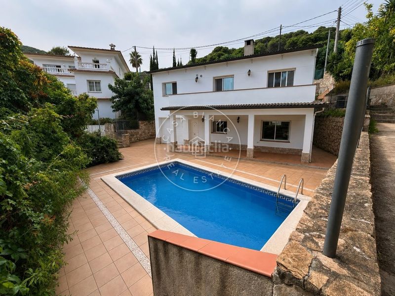 Foto c439e739-b467-47a0-9358-0ddab1ae197e. Casa amb calefacció a Canyelles Lloret de Mar