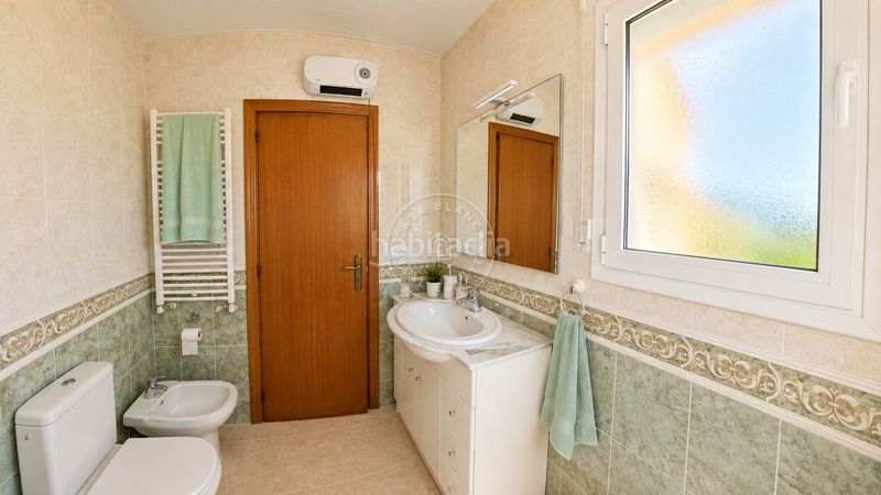 Foto c4be2351-26aa-498a-8969-26b47e04122c. Casa amb calefacció piscina a Roca Grossa Lloret de Mar