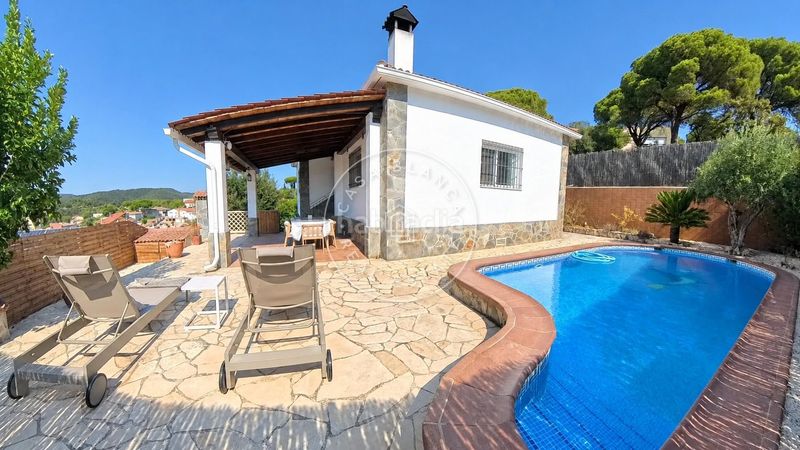 Foto 1bde7dd7-3efe-4ea1-8618-10756320c634. Casa amb calefacció piscina a Lloret Verd - Els Pinars Lloret de Mar