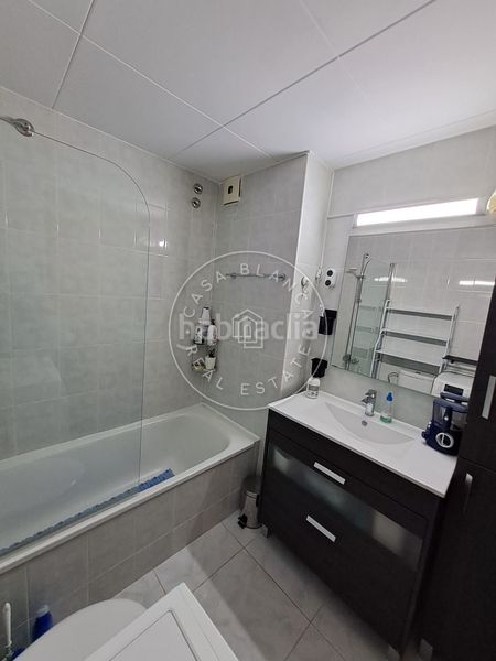 Foto dd829840-5871-489c-91cf-0531fb990e5e. Apartament amb calefacció a Els Pavos Blanes