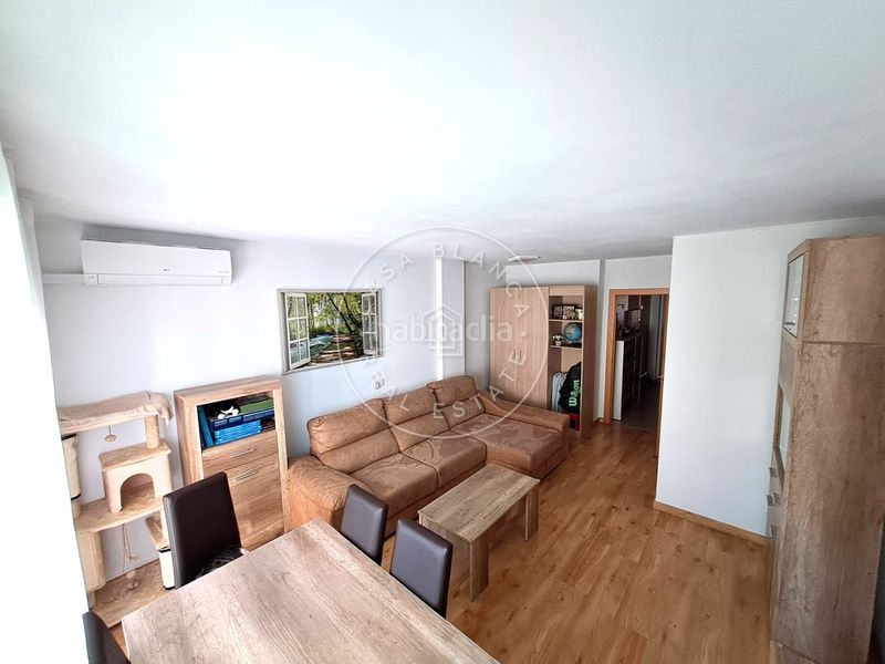 Foto fc824c1a-c538-4ff9-a6bc-6effe9fd4c9b. Apartament amb calefacció a Els Pavos Blanes
