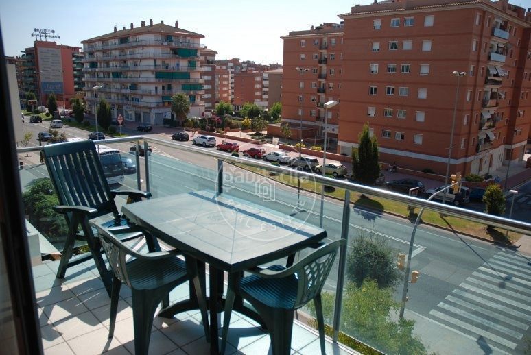 Foto cc60afc6-6525-4f90-bfa4-30592d118203. Pis amb calefacció piscina a Fenals Lloret de Mar