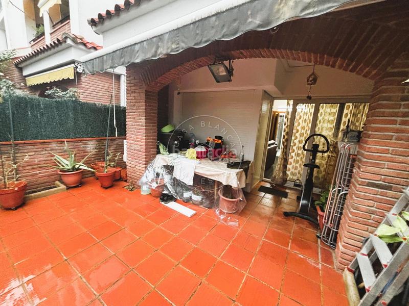 Foto d9507fc6-6999-4ba5-9d02-bb884b38eb71. Piso gran piso recomendado para familias numerosas!! en Lloret de Mar