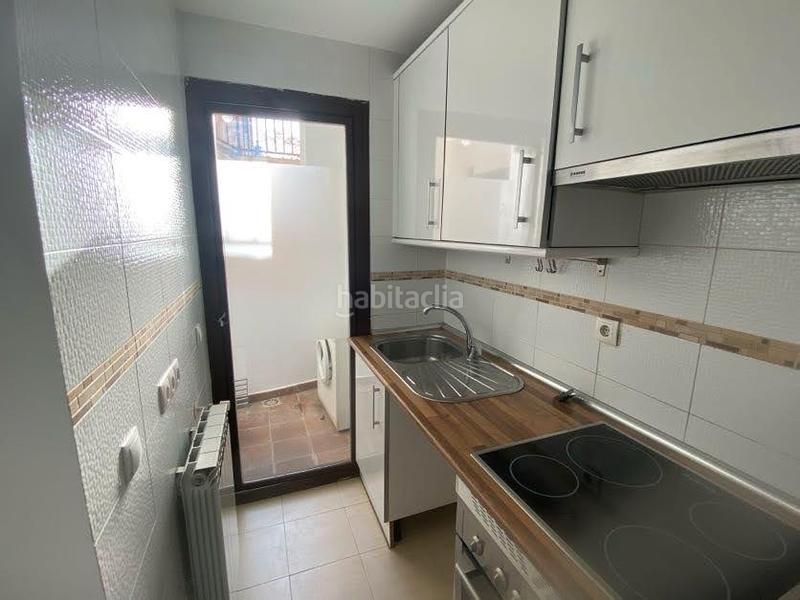 Foto 5fc9eff2-82ad-4cc9-95ff-c6fb7ed50402. Affitto duplex in calle ruiz palacios 28 in Berruguete Madrid