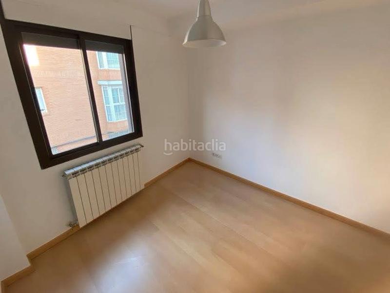 Foto 765a7db6-eb2f-4e08-ab08-ecb99fc94300. Affitto duplex in calle ruiz palacios 28 in Berruguete Madrid