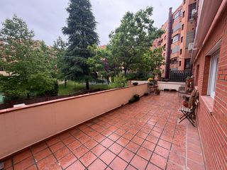 Miete Etagenwohnung  Paseo de los melancólicos. Piso de lujo en el barrio de imperail, entre madrid río y la pla