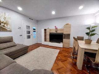 Etagenwohnung in Pueblo. Piso con terraza en pozuelo centro