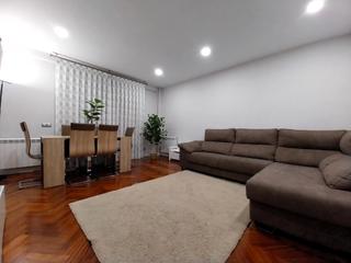 Etagenwohnung in Pueblo. Piso con terraza en pozuelo centro