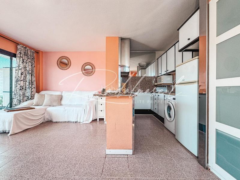 Foto 45e31685-a72c-4e3a-a005-44eecff61e96. Piso  luminoso con terraza y licencia turística en Salou