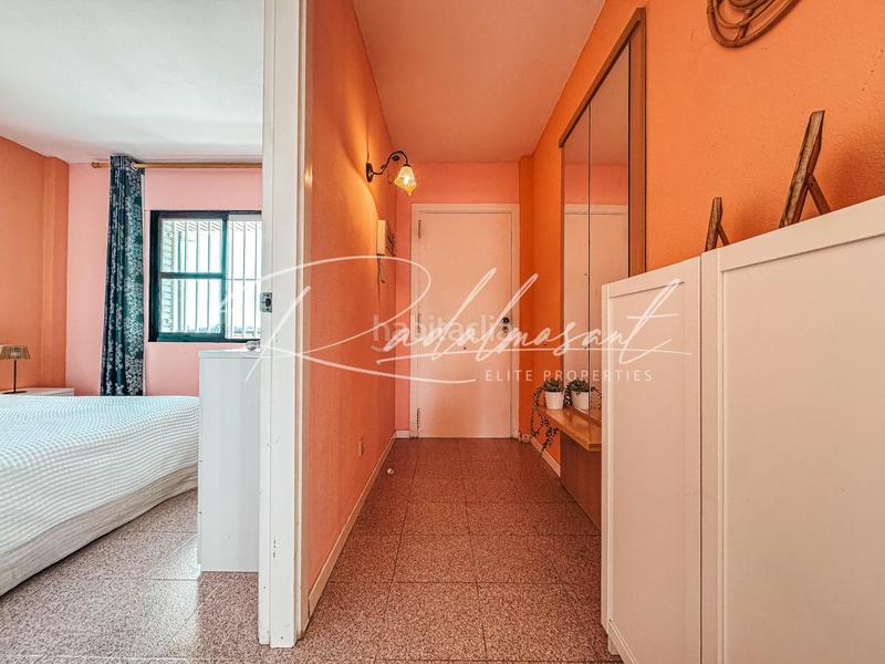 Foto 9e04a328-0125-4479-9292-6e0f5f366845. Piso  luminoso con terraza y licencia turística en Salou