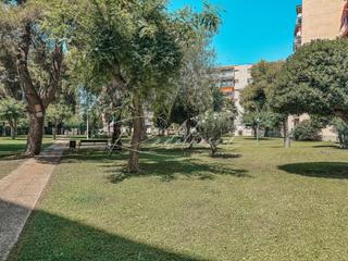 Appartement à Mar i Camp - Platja dels Capellans. Piso con terraza y gran zona comunitaria con piscina en salou