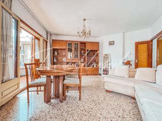 Pis a Carrer onze de setembre 14. Piso luminoso en tercera planta sin ascensor