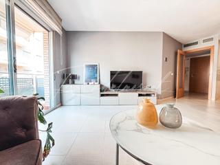 Flat  Carrer de la terra alta 16. Piso con terraza en hospitalet