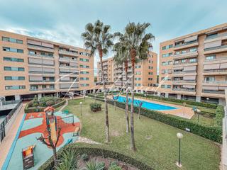Pis a Rambla de ponent 8. Piso con terraza y piscina comunitaria en tarragona