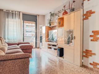Pis a Rambla de ponent 8. Piso con terraza y piscina comunitaria en tarragona