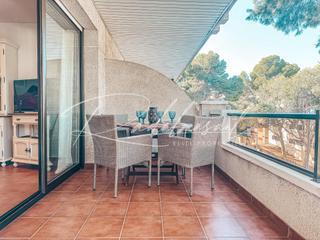 Piso en Calle del bosc de la montserrada 1. Piso con licencia turística en salou