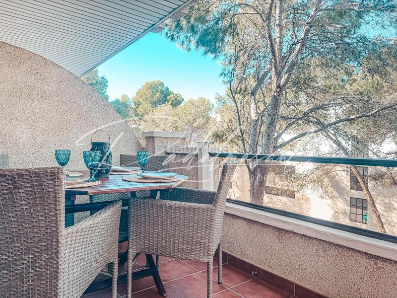 Foto 487795cb-5f67-4ced-82f9-8031fdca72ce. Pis a calle del bosc de la montserrada 1 a pla de maset - cap de Salou Salou