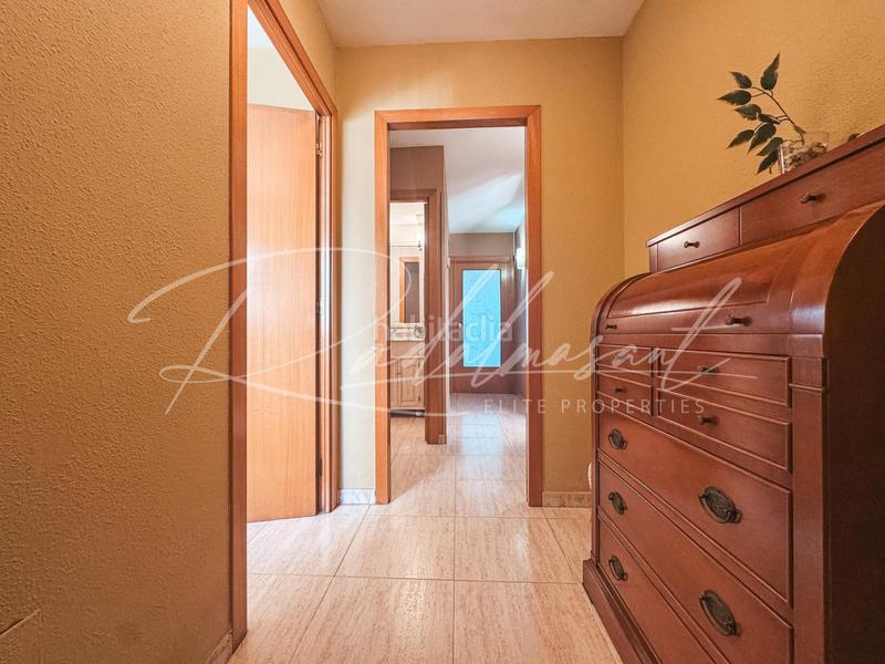 Foto 1a4353af-2f13-4630-9364-5e02c1452b40. Maison jumelée dans carrer alexandre gali 41 dans Regueral - Prat d'en Forés Cambrils