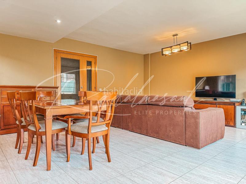 Foto 4ac6a9c1-89c9-4d29-937c-51c7d370d545. Maison jumelée dans carrer alexandre gali 41 dans Regueral - Prat d'en Forés Cambrils