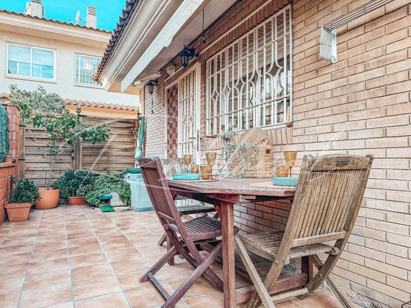 Foto 4e7ed8ed-f1c7-4b23-92ca-df94fddb28b1. Maison jumelée dans carrer alexandre gali 41 dans Regueral - Prat d'en Forés Cambrils