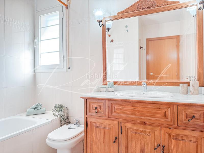 Foto ca35b445-c344-40d2-8d6e-8ff6bf796748. Maison jumelée dans carrer alexandre gali 41 dans Regueral - Prat d'en Forés Cambrils