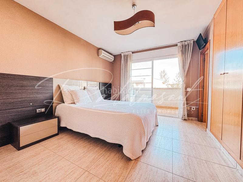 Foto dc96fd51-f4f7-4faa-a5f7-0619f31a4796. Maison jumelée dans carrer alexandre gali 41 dans Regueral - Prat d'en Forés Cambrils