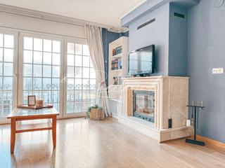 Maison à Grup sant pau 17. Casa de 3 plantas en la costa de cambrils