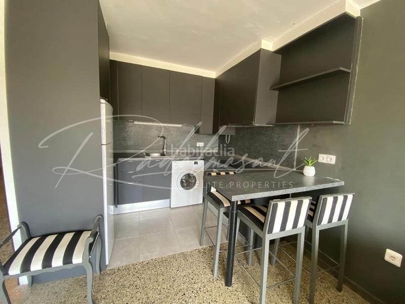 Foto b9ac7c50-53f8-4838-84ab-779c6fb7fe79. Apartamento  a pie de playa en Port - Horta de Santa Maria Cambrils