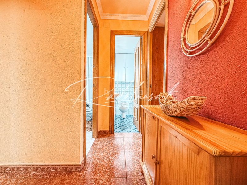 Foto 180ce239-889e-49ab-bf14-93302deb013f. Pis a calle de cambrils 6 a Migjorn Reus