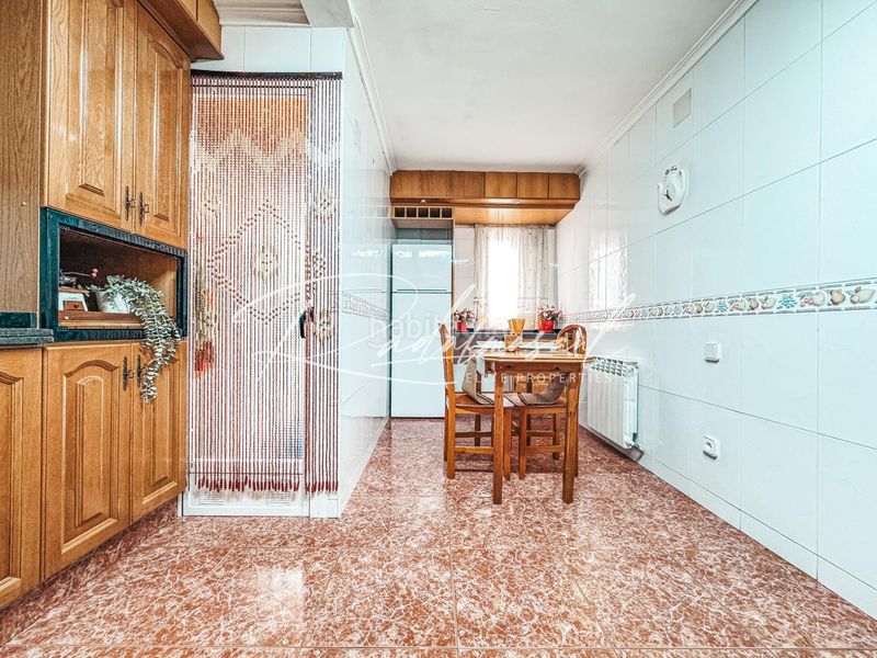 Foto dceba25a-414a-4adc-b896-48879f9b2f96. Pis a calle de cambrils 6 a Migjorn Reus