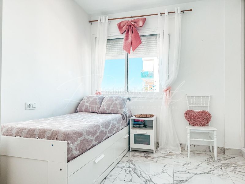 Foto 954cfaac-ae26-4ce6-8c7e-1e524b2a1374. Piso  con terraza en Centre Torredembarra