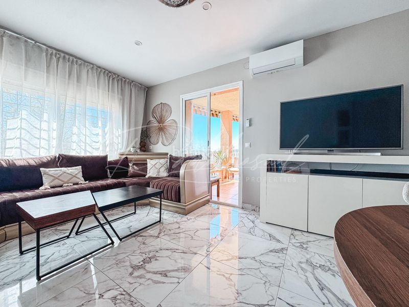 Foto d5300379-92f0-467b-bba8-513d6872ca63. Piso  con terraza en Centre Torredembarra