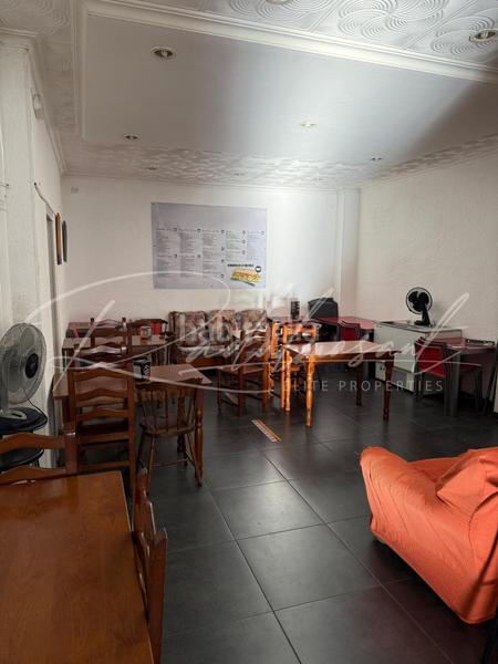 Foto 67f5a9ce-9d23-4017-a6ef-2e65f3d3f88d. Local comercial a Llevant Reus