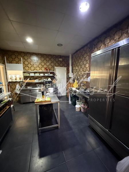 Foto a0e89b99-07f7-421c-8e5e-d2ad324e621c. Local comercial a Llevant Reus