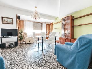 Pis  Camino camí riudoms. Piso con terraza en el centro de reus