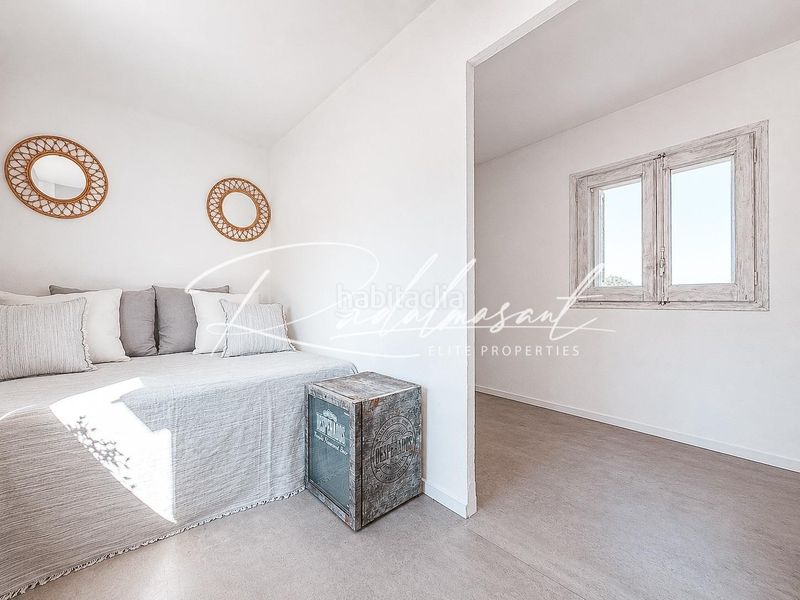 Foto b26e0bcf-25e8-48fd-9ef8-a78c9e0ce0f3. Casa amb piscina a Llevant Tarragona