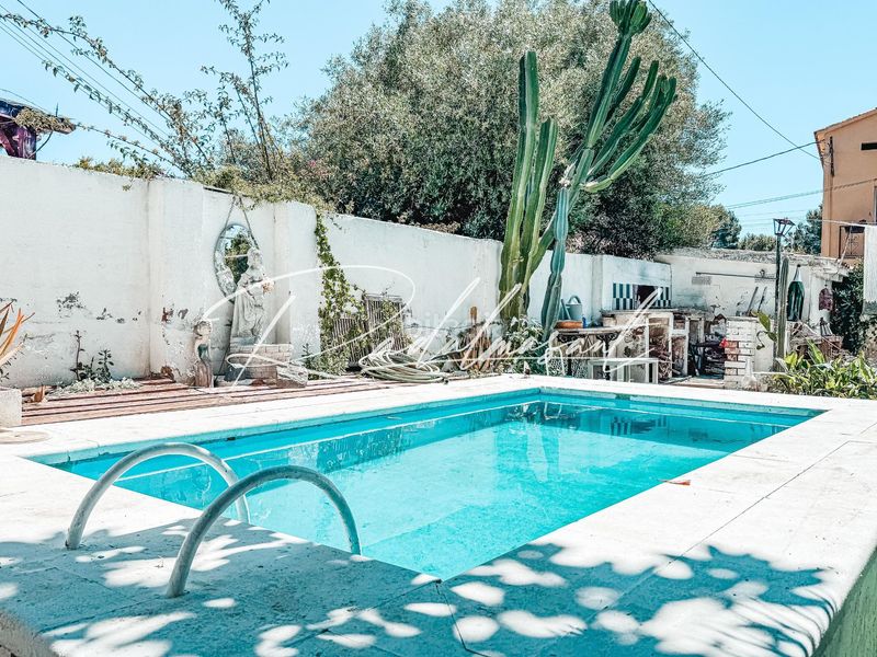 Foto eb89ba43-365b-446e-a48c-b3a8832d12fe. Casa amb piscina a Llevant Tarragona
