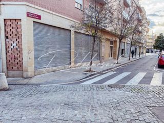 Locale commerciale in Carrer carrer selva del camp 35. Local comercial en reus
