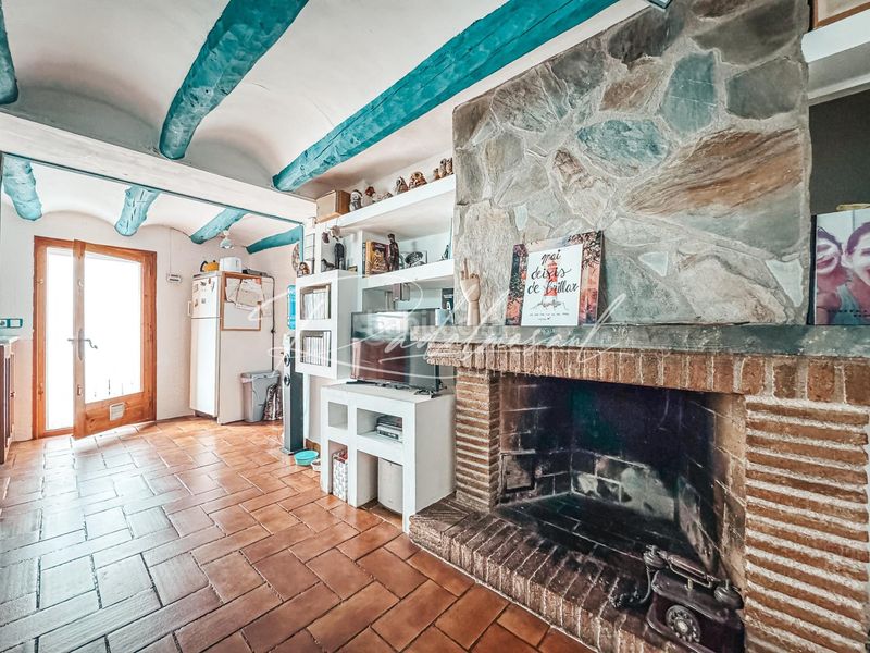 Foto 2905d359-aa8d-4b81-85df-be493b94e081. Casa amb calefacció a Pla de Santa Maria (El)