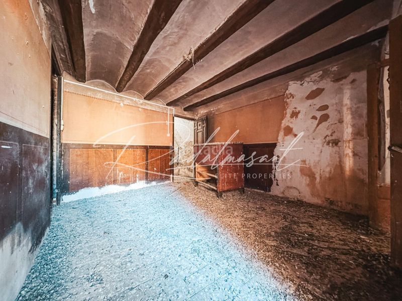 Foto 41052946-b3fc-44e4-a278-0873091f2b3f. Casa amb aparcament a Vilallonga del Camp