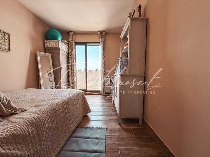 Foto 50809d93-e0c4-44c8-87fa-60f49dd33759. Casa aparellada amb calefacció aparcament piscina a Cambrils