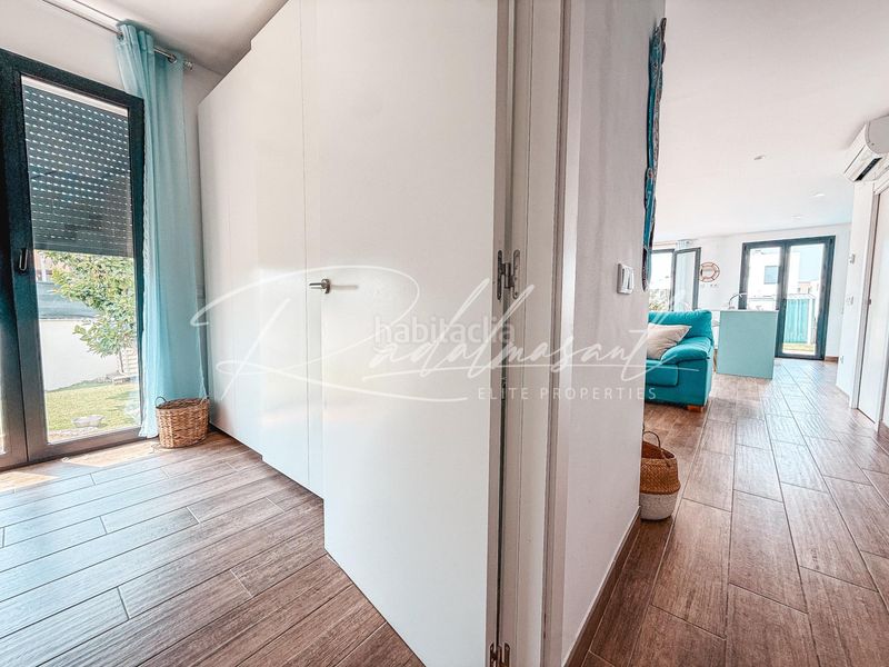 Foto a8647c30-6e82-4002-a195-d0ed8fd24d99. Casa aparellada amb calefacció aparcament piscina a Cambrils