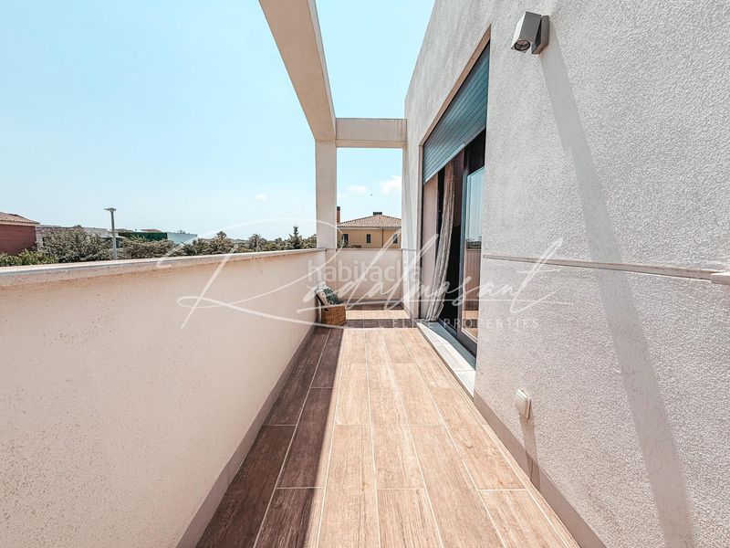 Foto c4d15e71-d1d8-4666-89ae-4bc0942df2e0. Casa aparellada amb calefacció aparcament piscina a Cambrils