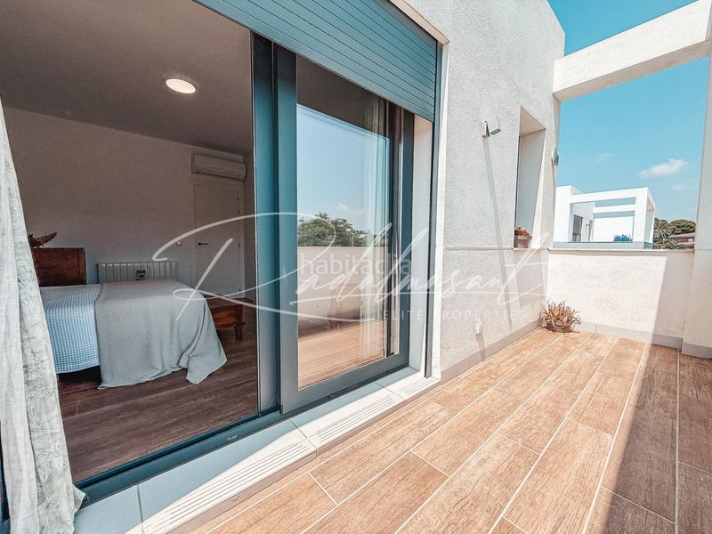 Foto da36c5e8-c68a-4d95-8309-bed3e6cf1f27. Casa aparellada amb calefacció aparcament piscina a Cambrils